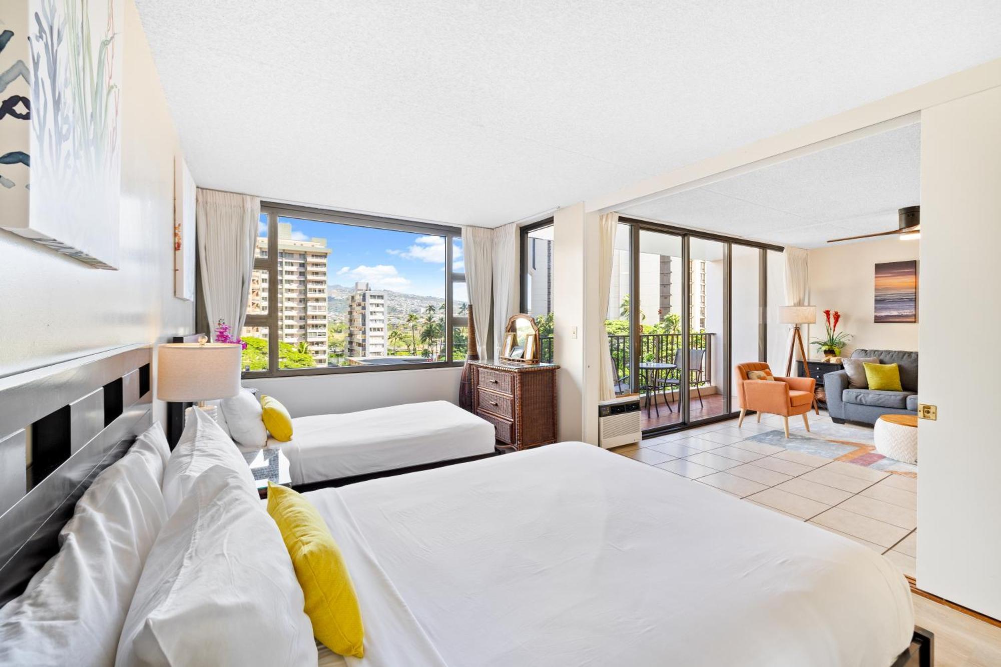 Cozy Waikiki Getaway, Stroll To Beach With Free Parking Honolulu Exterior photo