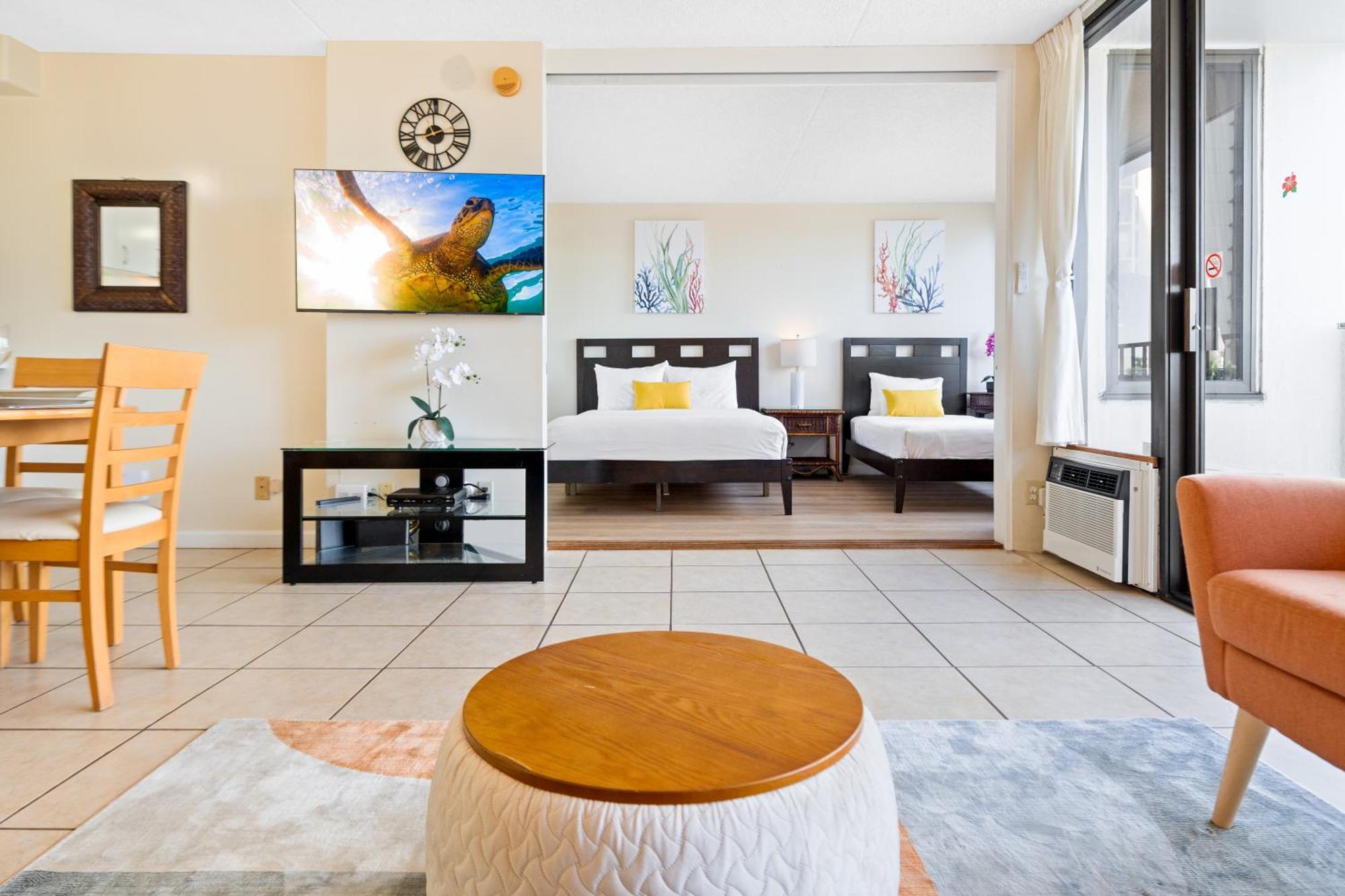Cozy Waikiki Getaway, Stroll To Beach With Free Parking Honolulu Exterior photo