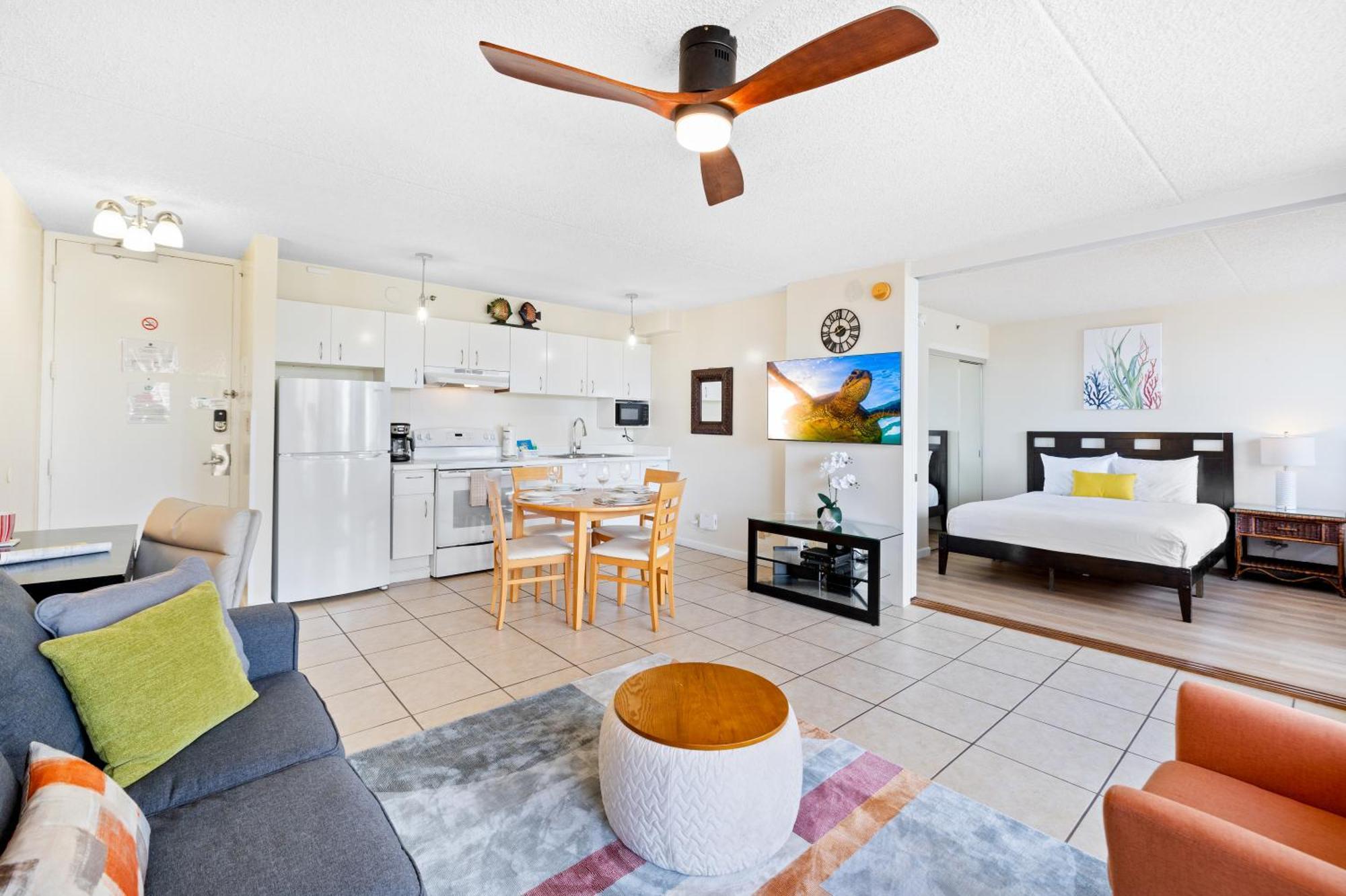 Cozy Waikiki Getaway, Stroll To Beach With Free Parking Honolulu Exterior photo