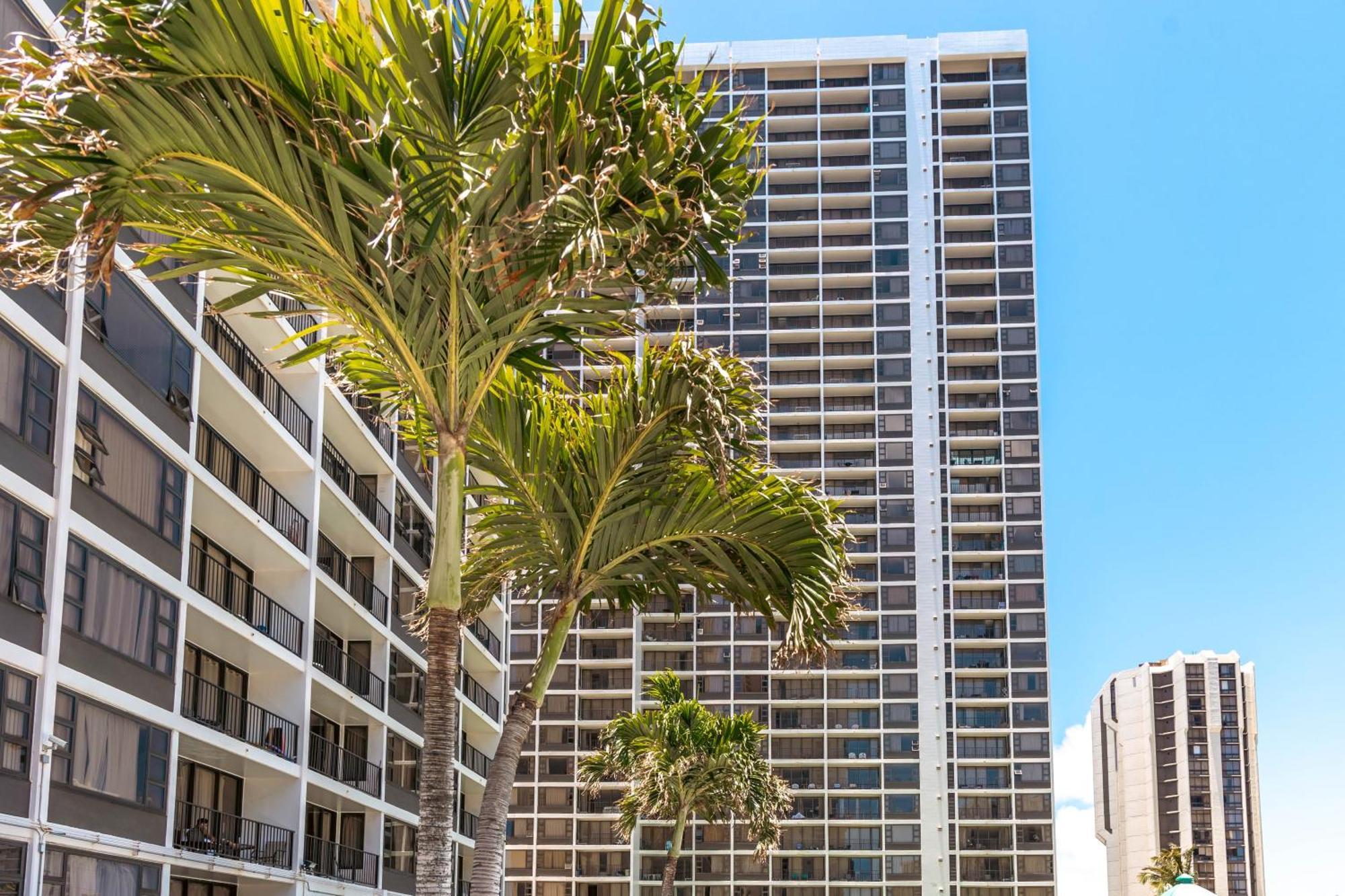 Cozy Waikiki Getaway, Stroll To Beach With Free Parking Honolulu Exterior photo