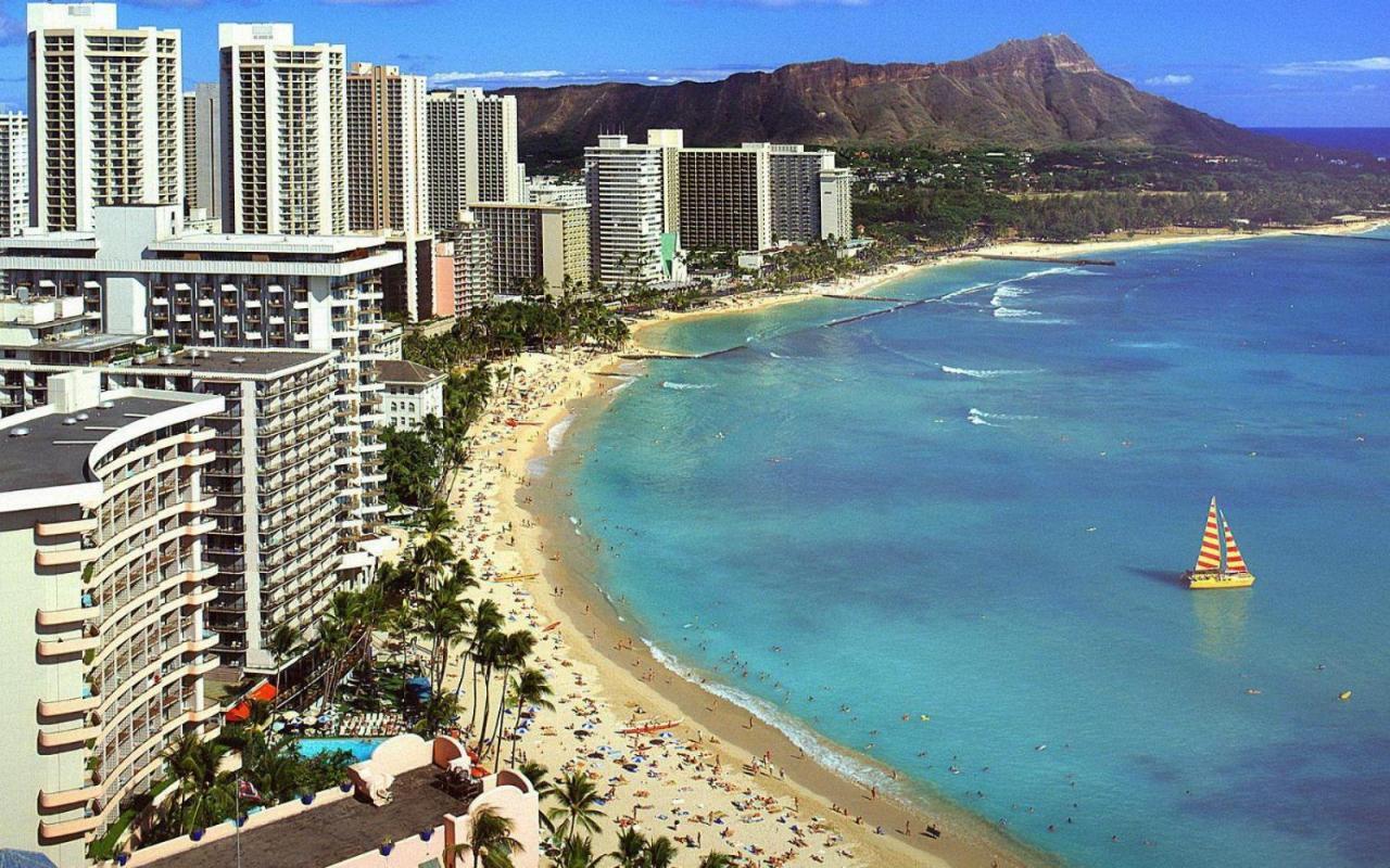 Cozy Waikiki Getaway, Stroll To Beach With Free Parking Honolulu Exterior photo